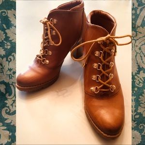 Pikolinos Lace-up High-Heel Bootie Size 39 (US 9)